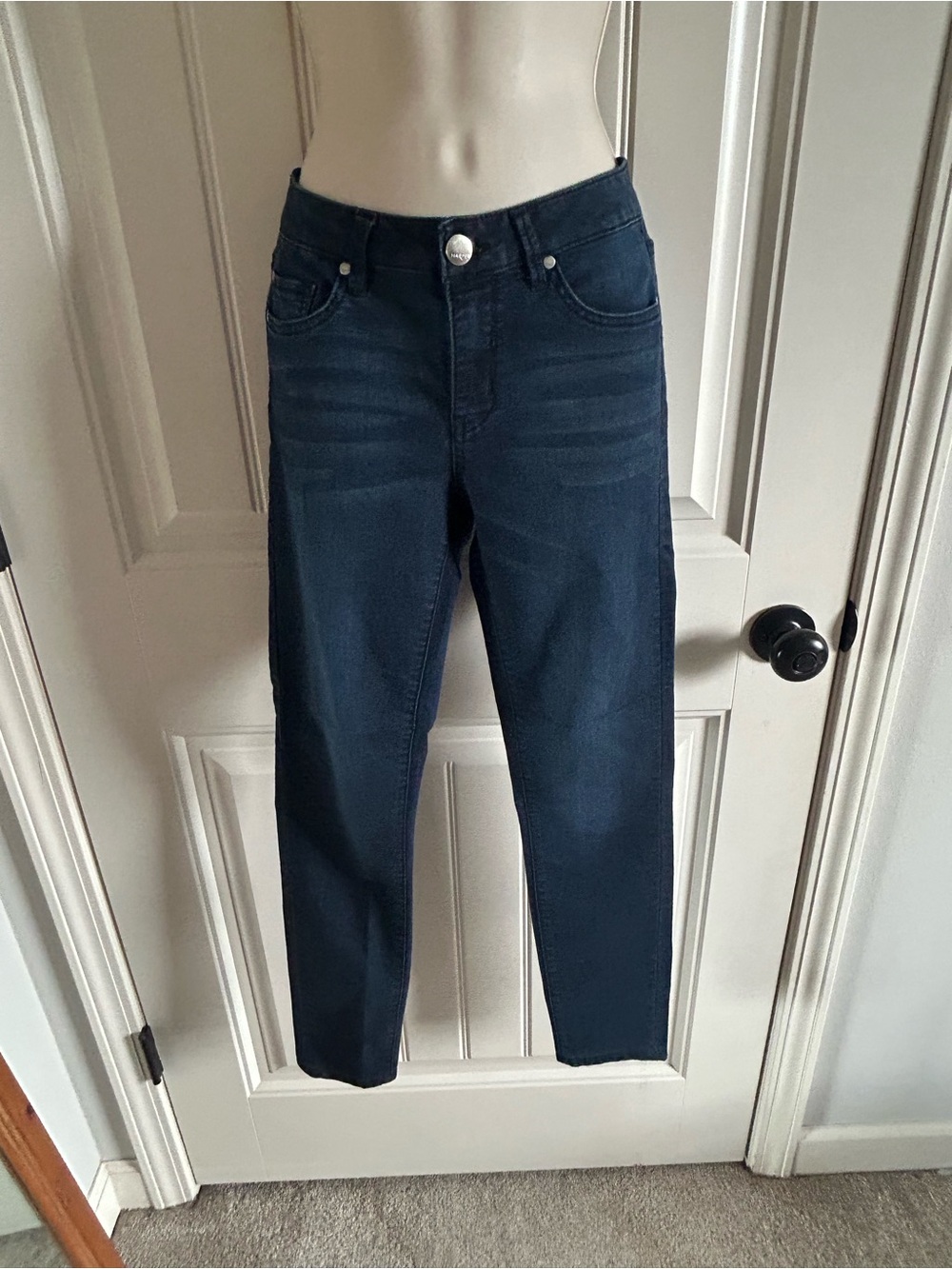 NEW Harper Dark Blue Ankle Jeans Sz 26